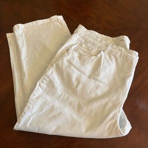 Style and Co. Plus Size 22 High-Rise Cropped Capri White Jeans